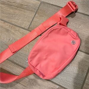 Lululemon Everywhere Belt Bag Crossbody